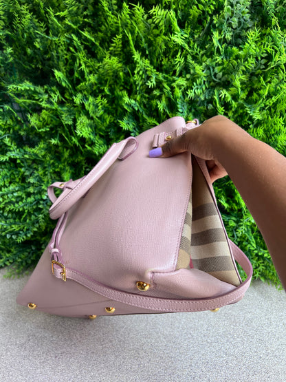 Burberry Banner Rosa Média