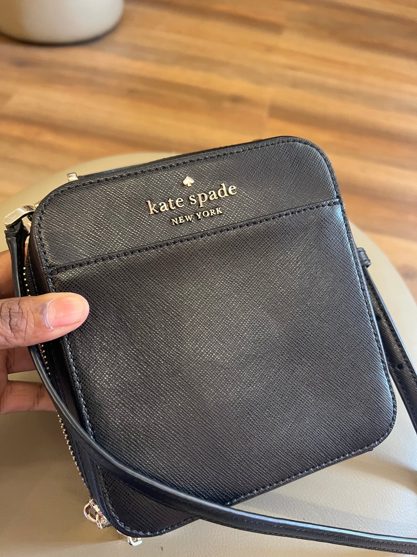 Kate Spade New York Daisy Vanity Preta