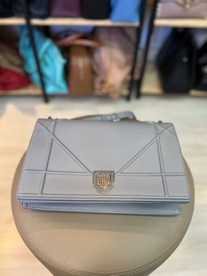 Christian Dior Diorama Couro Cinza