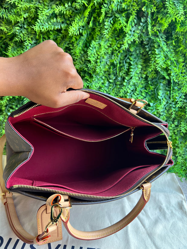 Louis Vuitton Grand Palais Monograma