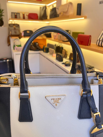 Prada Galleria Bicolor P&B