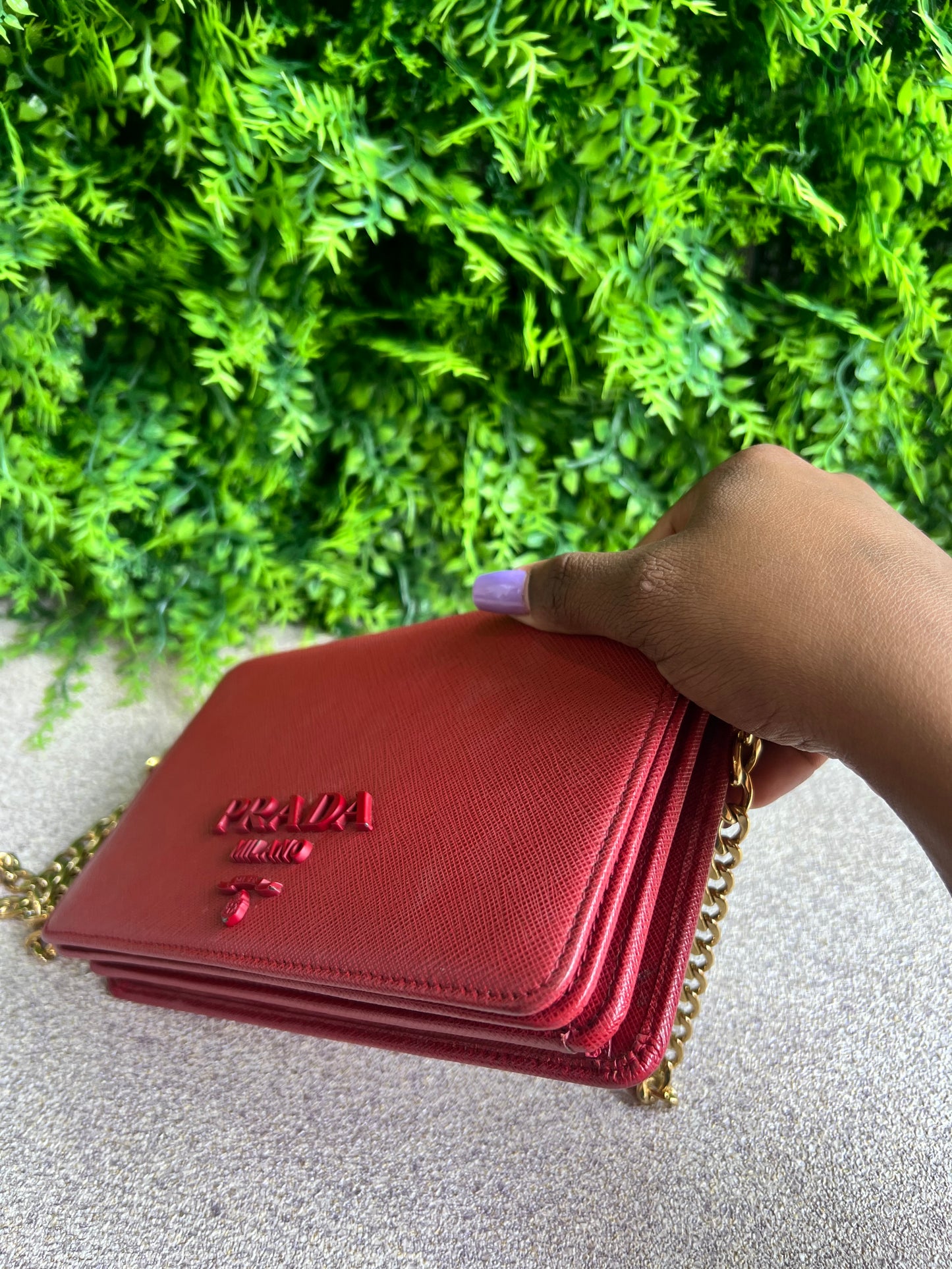 Prada Monograma Chain Vermelha