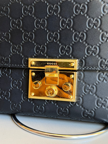 Gucci Padlock Preta Media