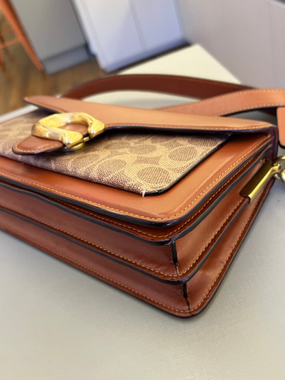 Coach Tabby 20 Signature