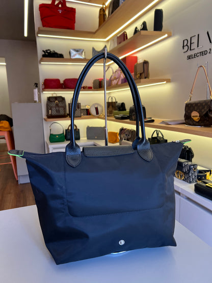 Longchamp Le Pliage Preta M