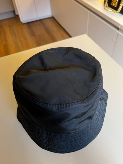 Bucket Hat Prada Nylon Preto