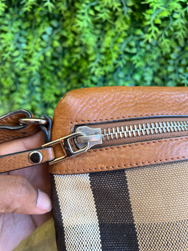 Burberry Crossbody Cheeck