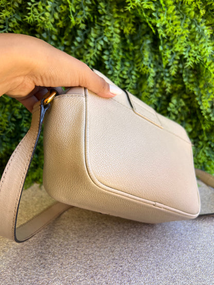 Burberry Buckle Câmera Bag