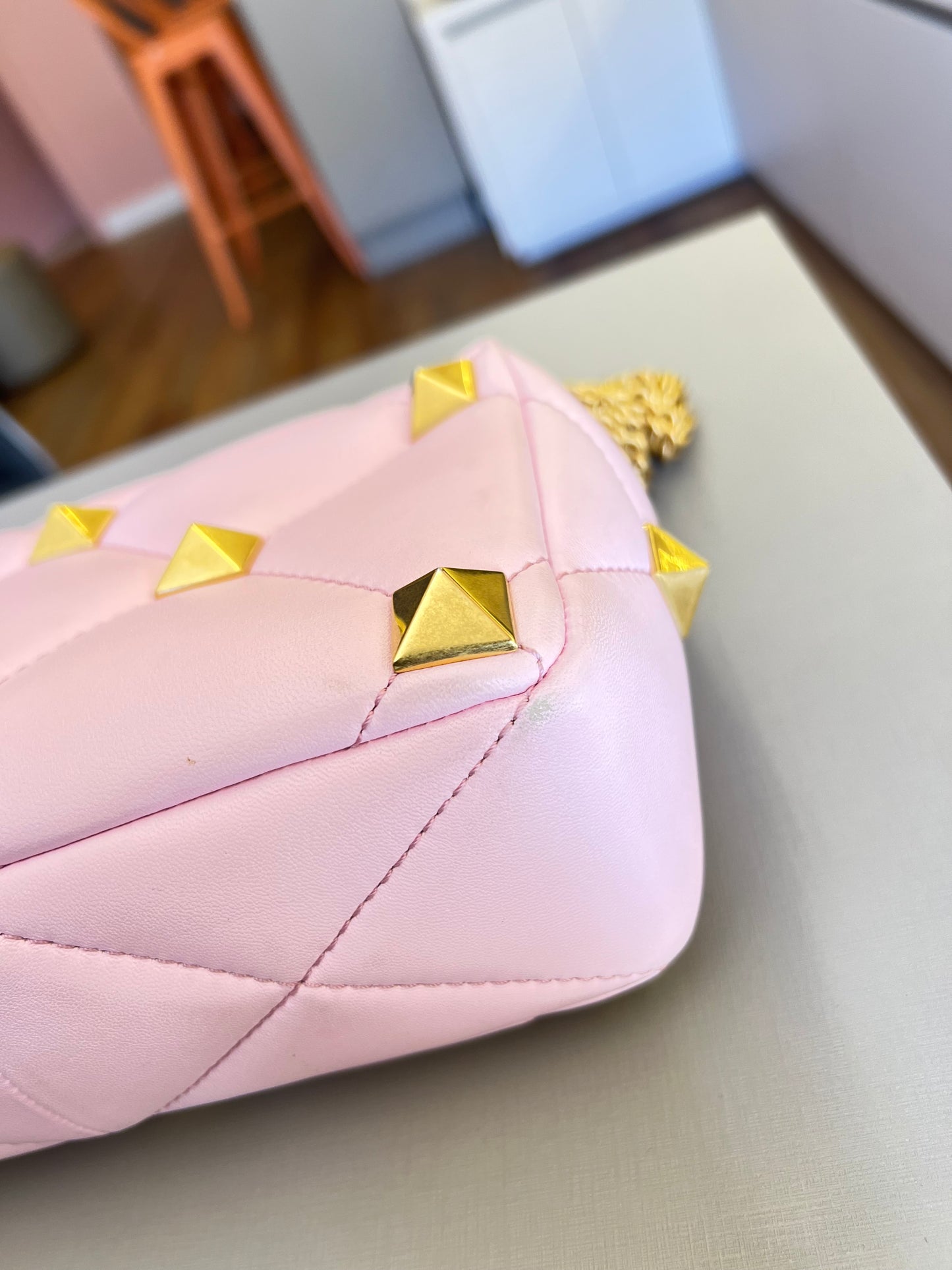 Valentino Roman Stud Média Rosa