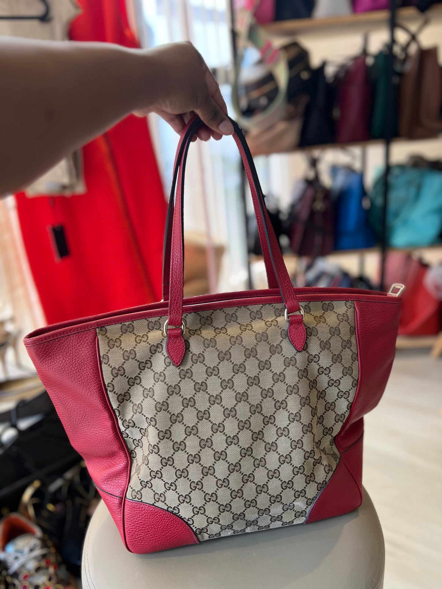 Gucci Bree Monograma Vermelha
