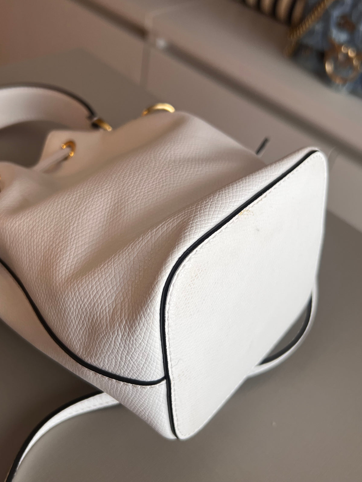 Fendi Mon Tresor Bucket Branca