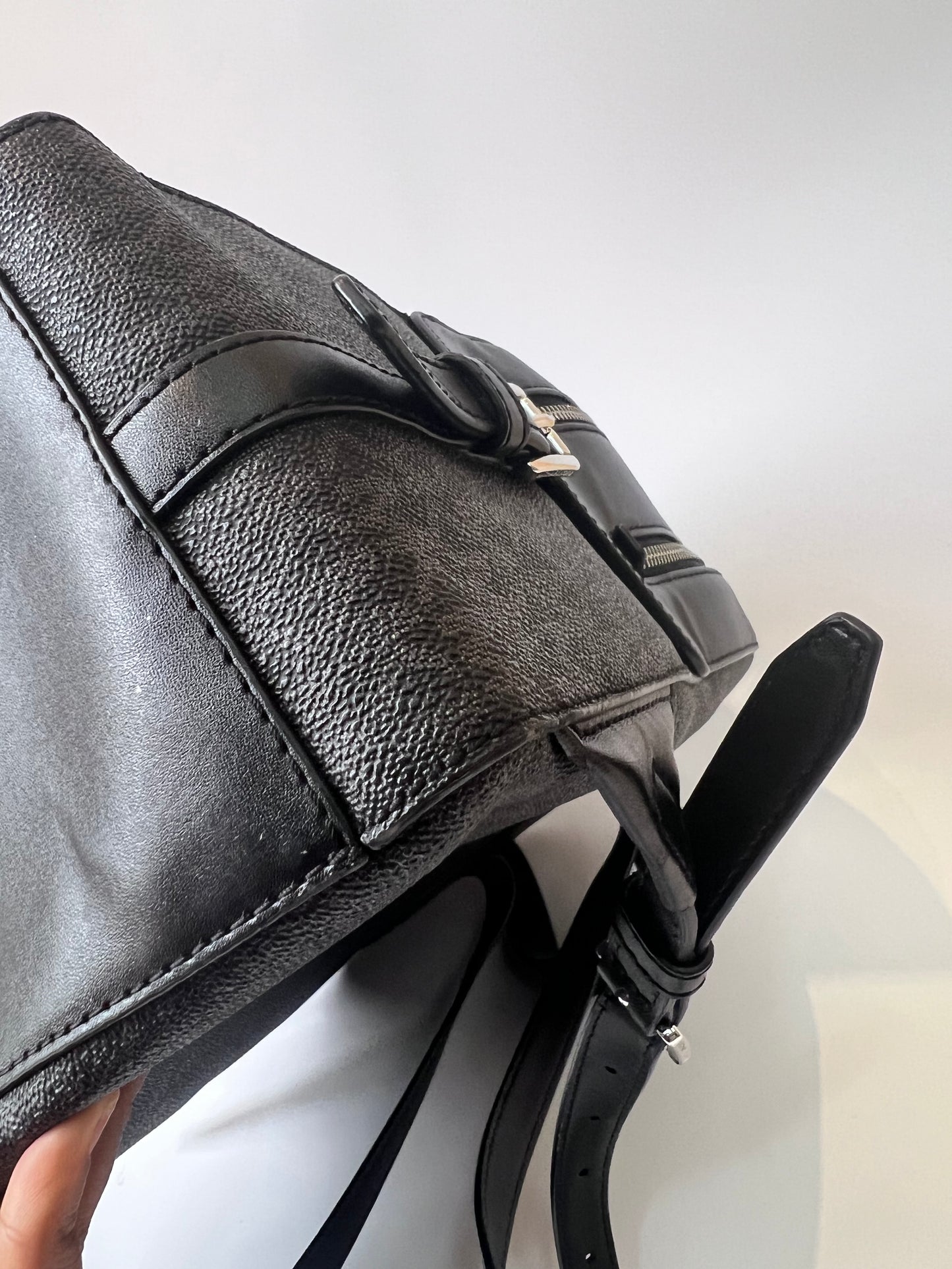 Mochila Michael Kors Monograma
