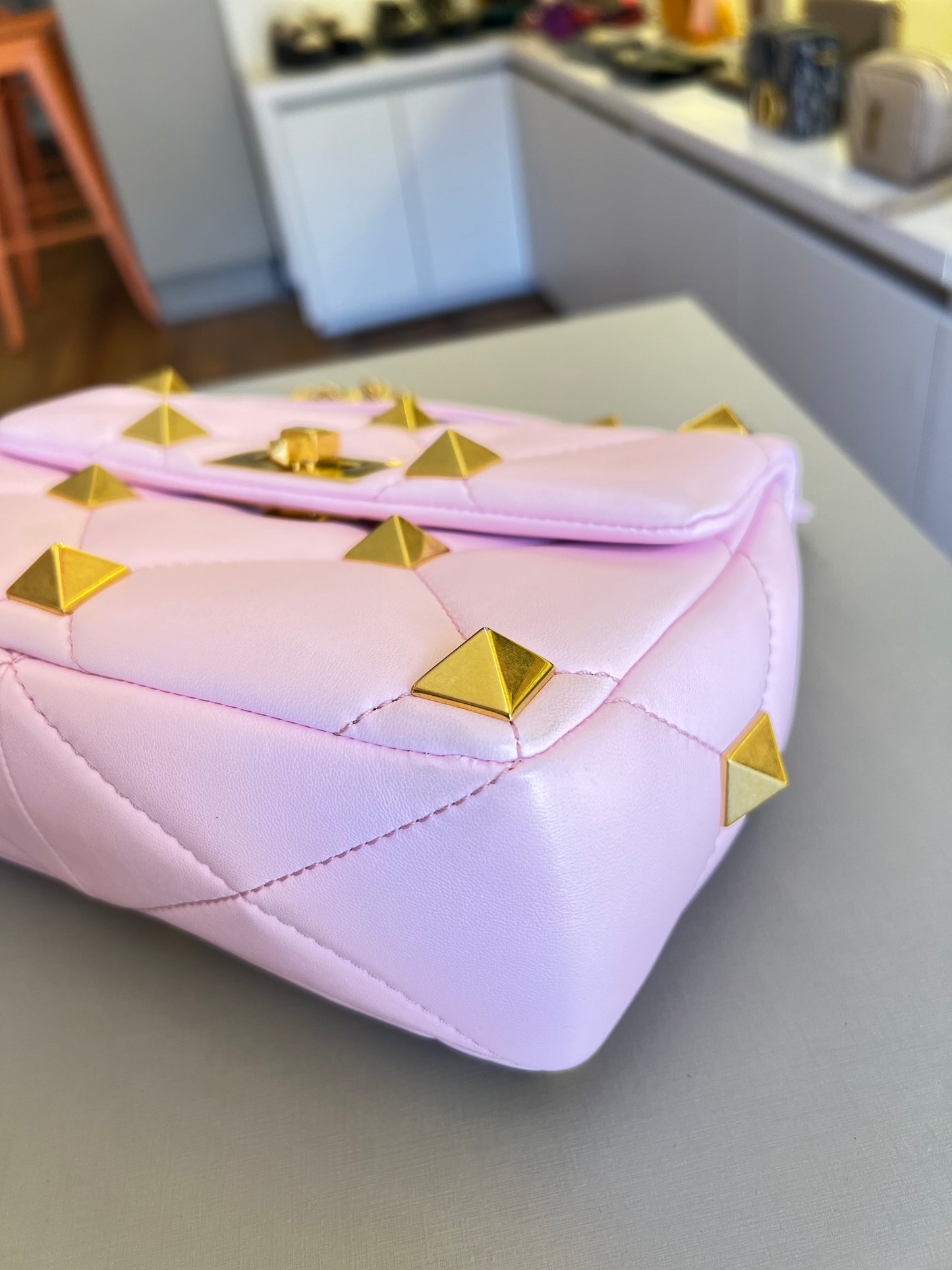 Valentino Roman Stud Média Rosa