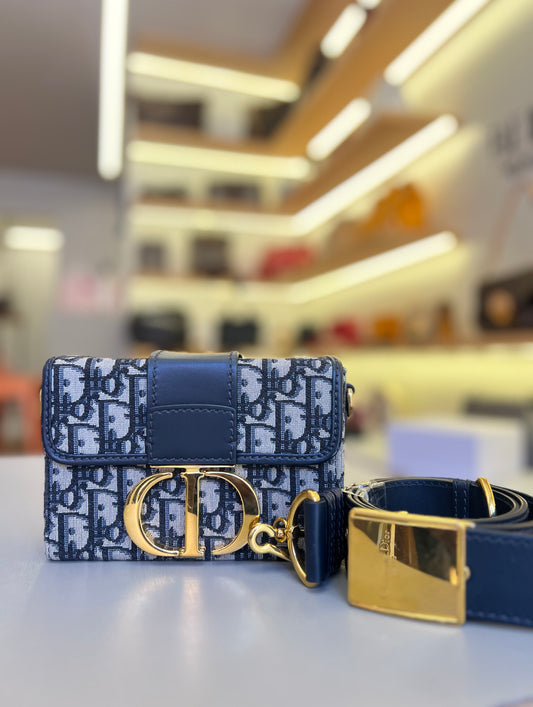Dior 30 Montaigne Monograma
