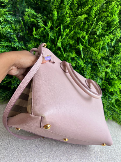 Burberry Banner Rosa Média