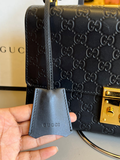 Gucci Padlock Preta Media