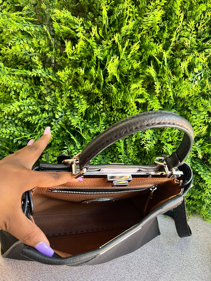 Fendi Peekaboo Preta