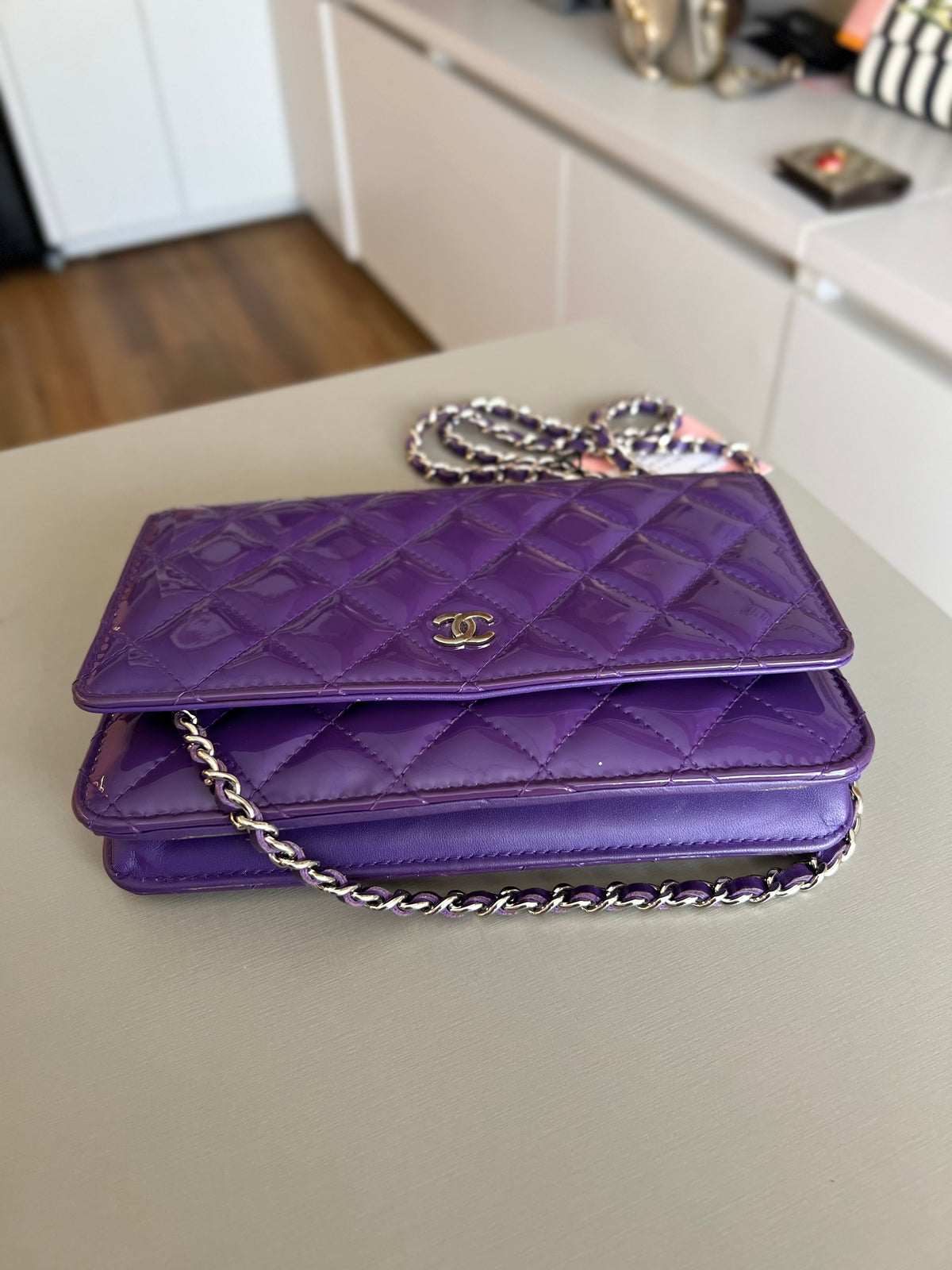 Chanel Woc Roxa Verniz