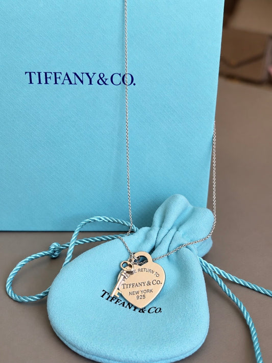 Colar Tiffany & Co Heart and key