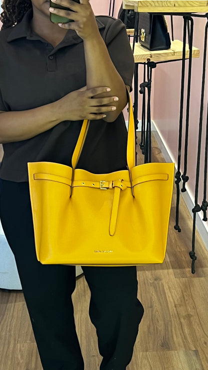 Michael Kors Emilia Pebbled Large Mostarda