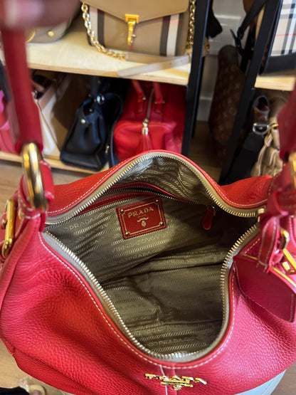 Prada Vitello Shoulder Vermelha