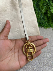 Louis Vuitton Artsy MM Couro branco