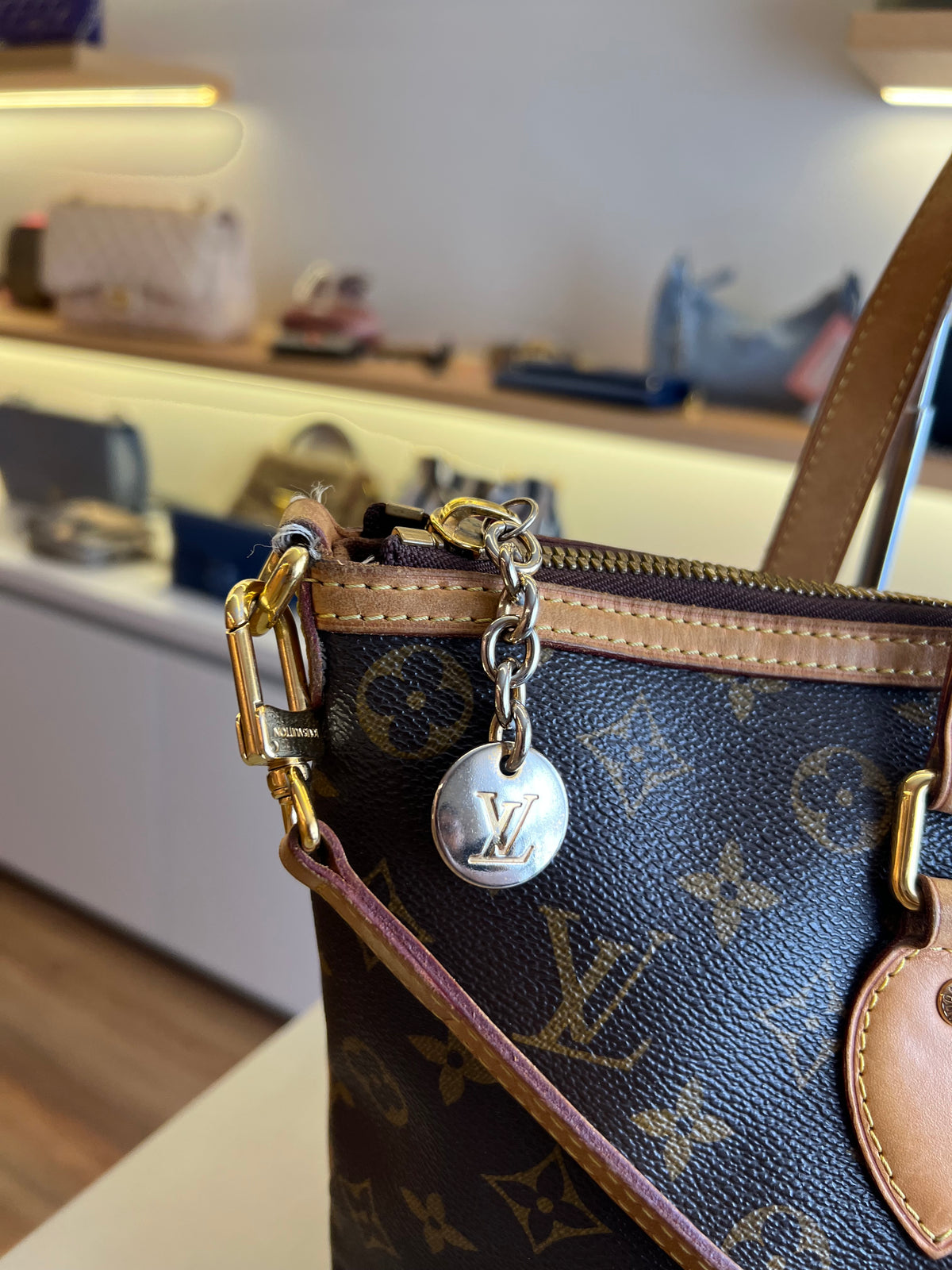 Louis Vuitton Pallermo MM Monograma