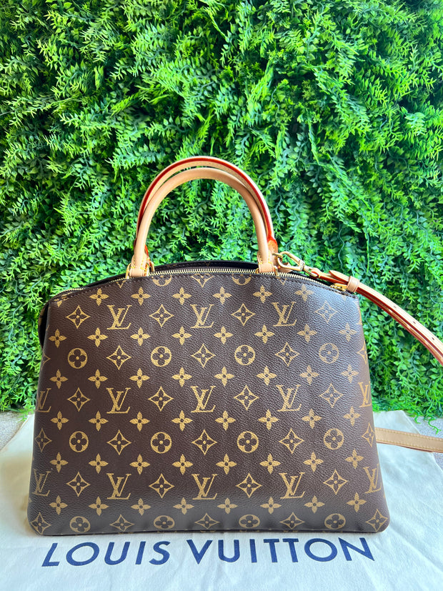 Louis Vuitton Grand Palais Monograma