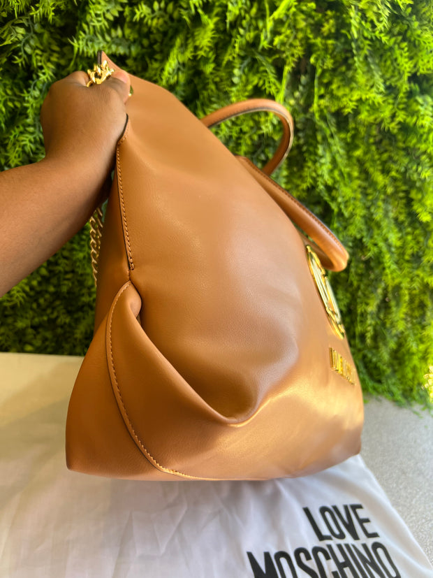 Bolsa Love Moschino Caramelo