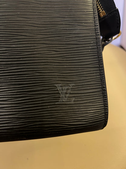 Louis Vuitton Pochette Epi