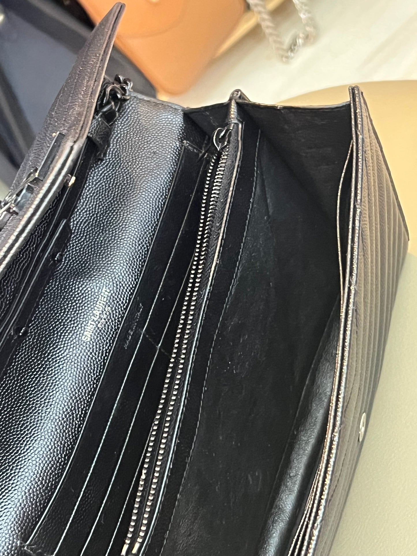 Saint Laurent Cassandre em Matelassê Preto