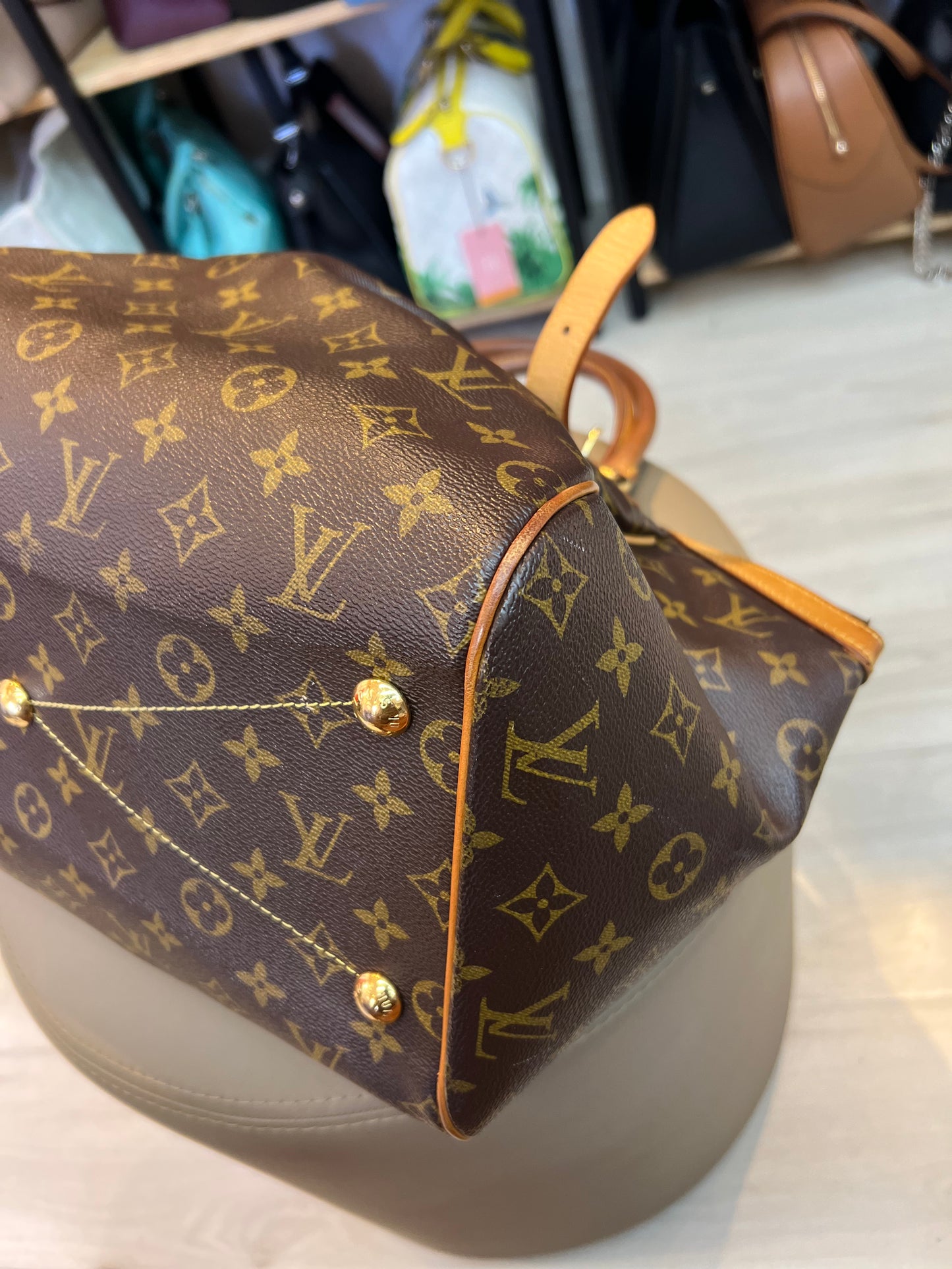 Louis Vuitton Tivoli Monograma GM