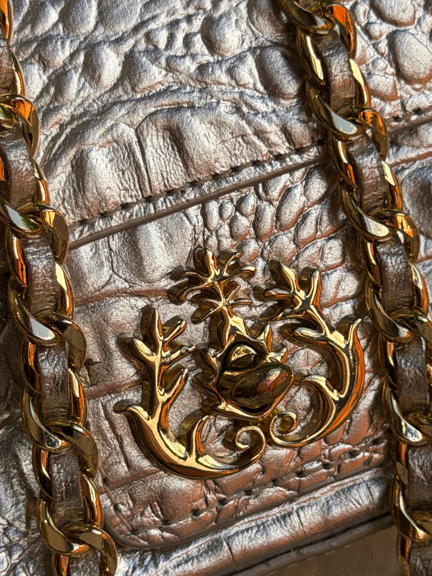 Isla Anne Chain Prata