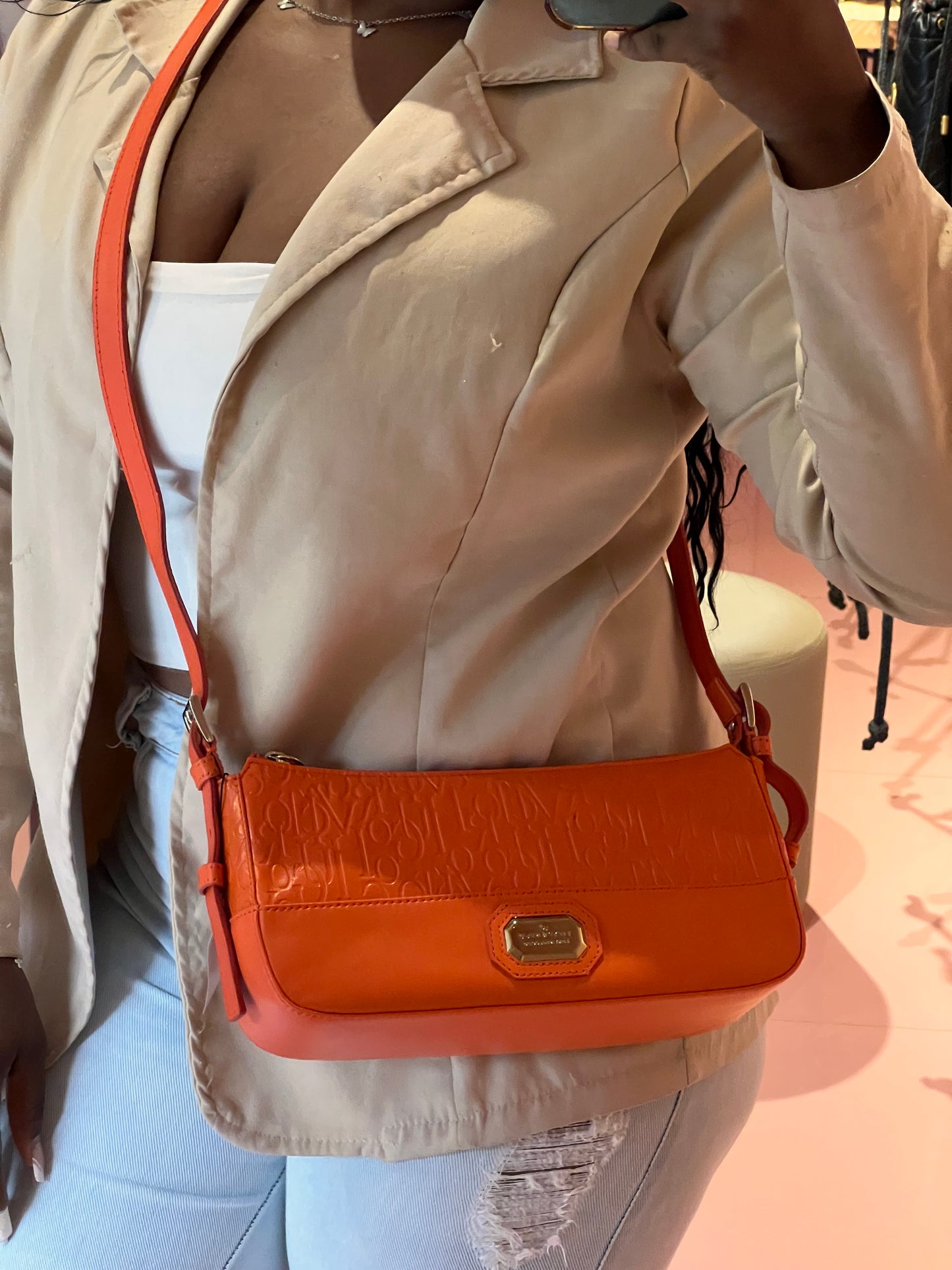 Victor Hugo Baguette Laranja