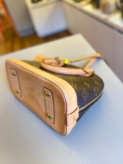 Louis Vuitton Alma BB Monograma