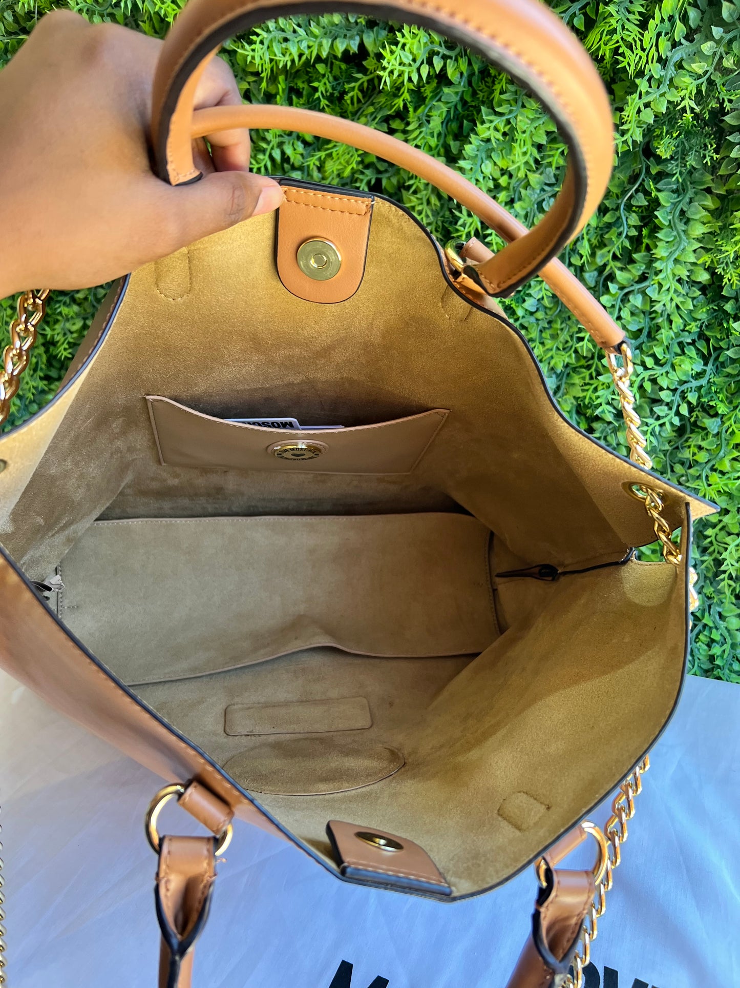 Bolsa Love Moschino Caramelo