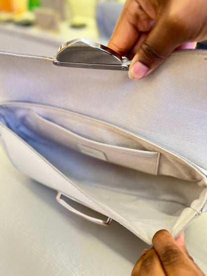 Louis Vuitton Pochette Montaigne Couro EPI