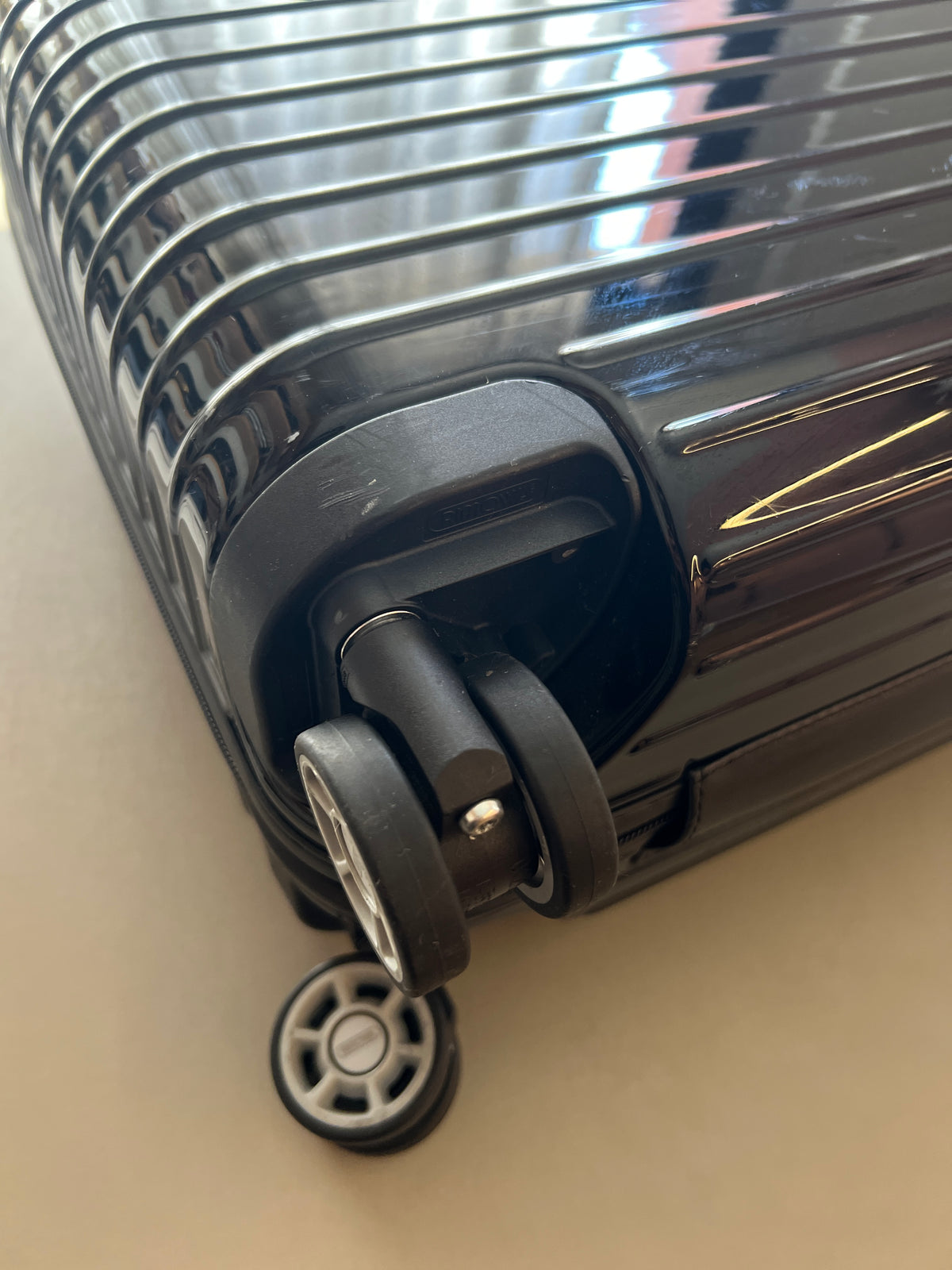 Mala Rimowa Pequena