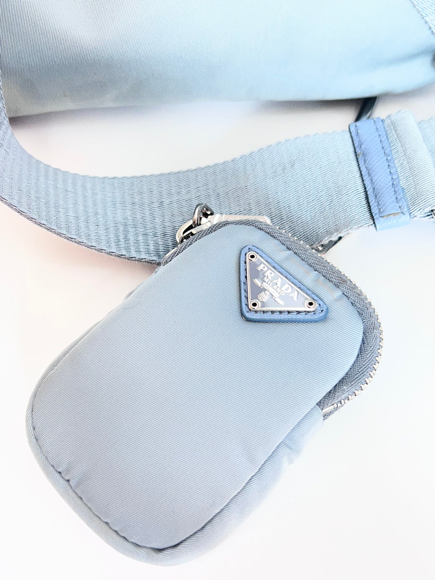 Prada Re-edition Azul