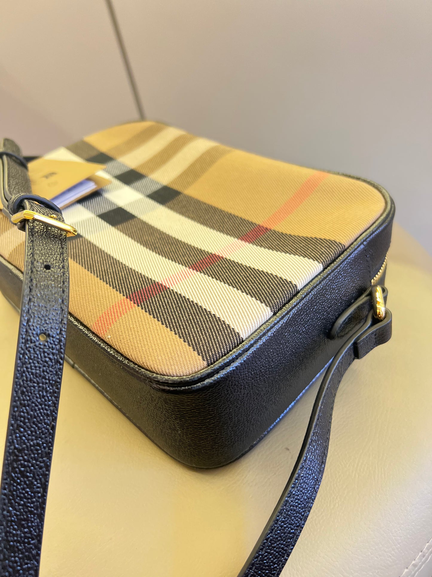 Burberry Camera Bag Heymarket Preta