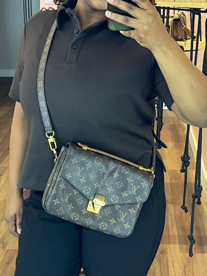 Louis Vuitton Pochette Métis Monograma