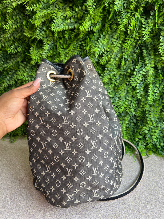 Mochila Louis Vuitton Betsy Mini Lin