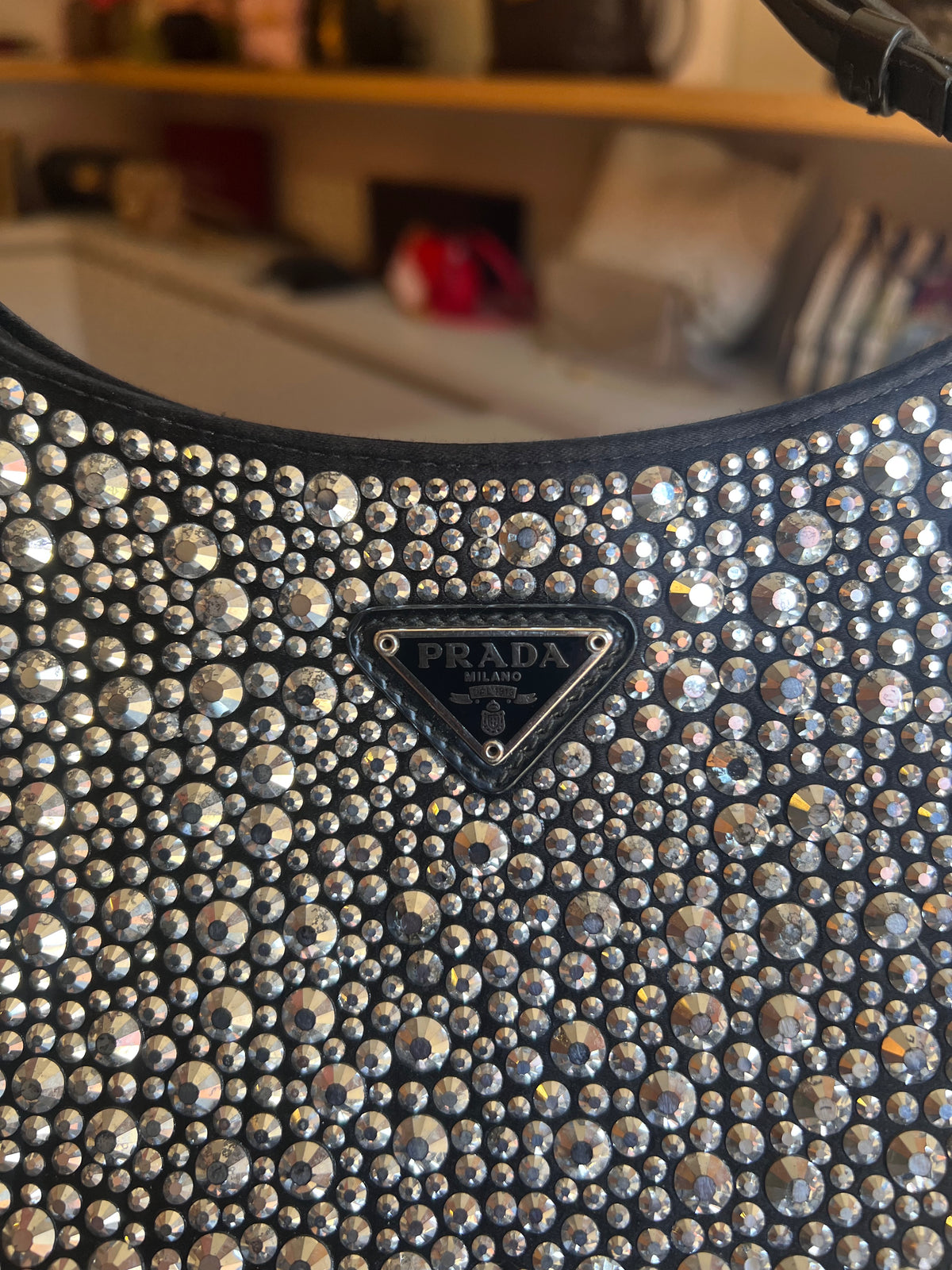 Prada Cleo Cetim com Cristais Preta