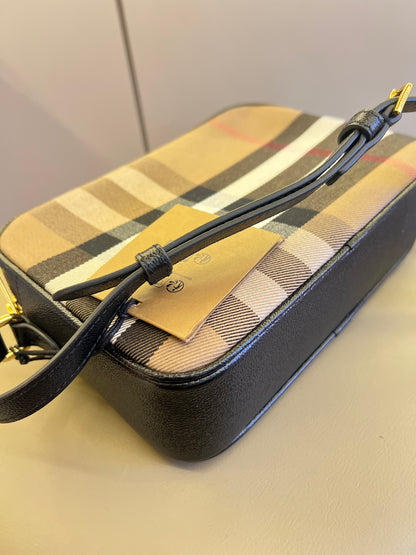 Burberry Camera Bag Heymarket Preta