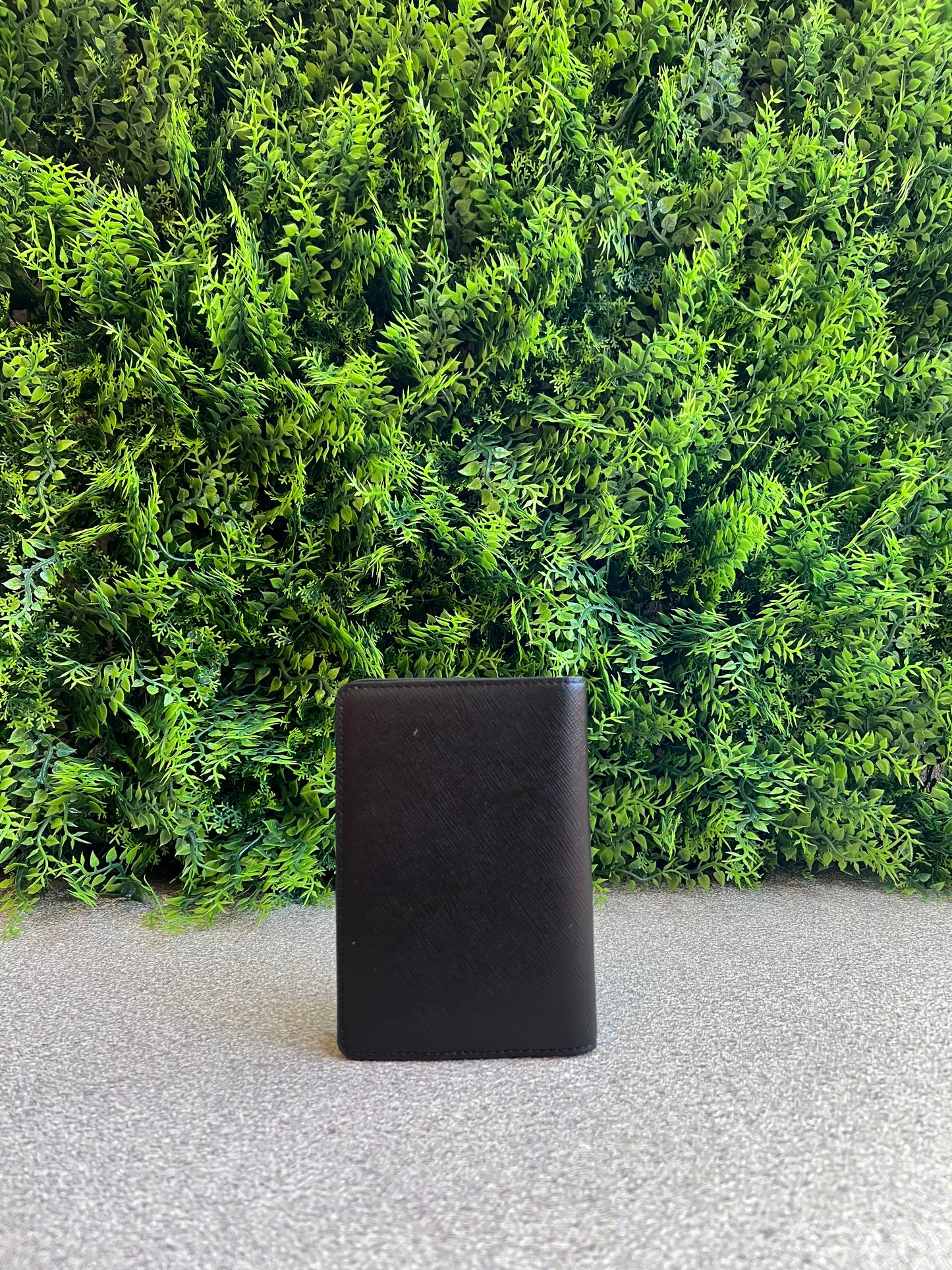 Porta Passaporte Kate Spade Preto