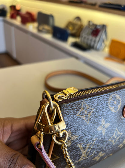 Louis Vuitton Eva Monograma