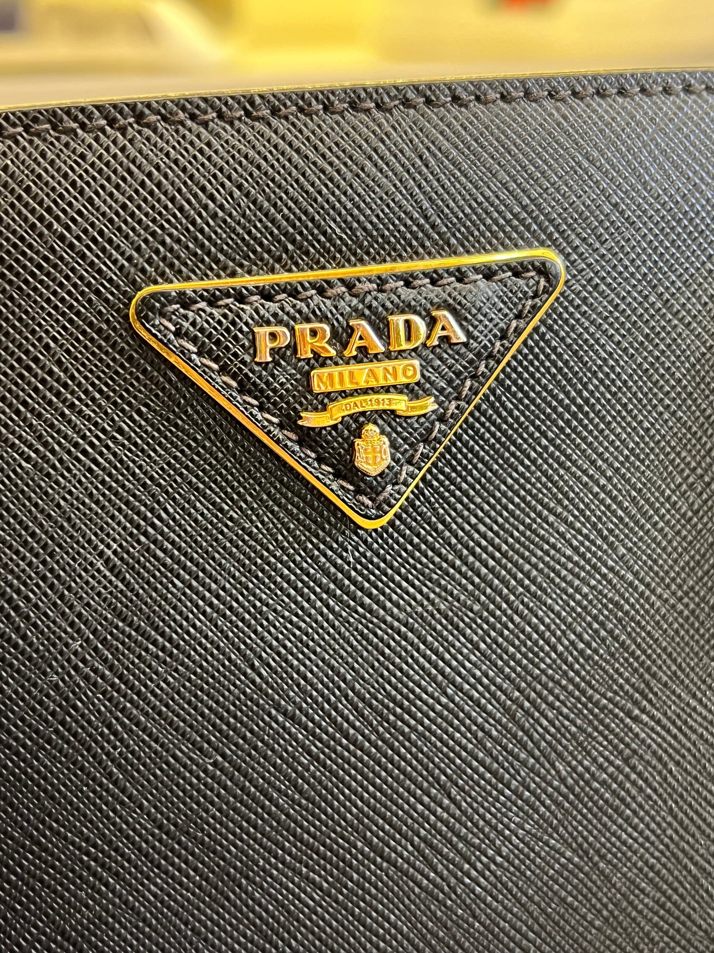 Prada Galleria Saffiano Preta