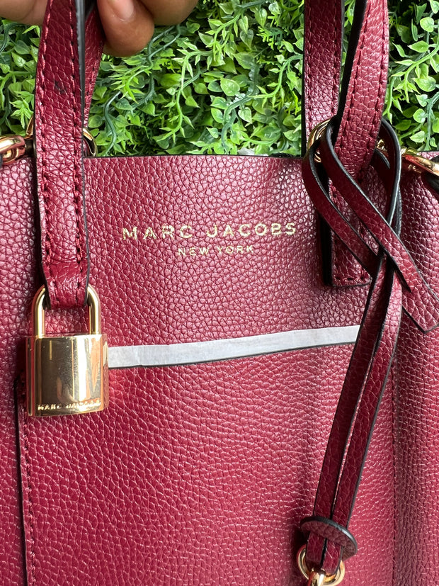 Marc Jacobs Grind Romã Vinho