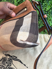 Burberry Crossbody Cheeck