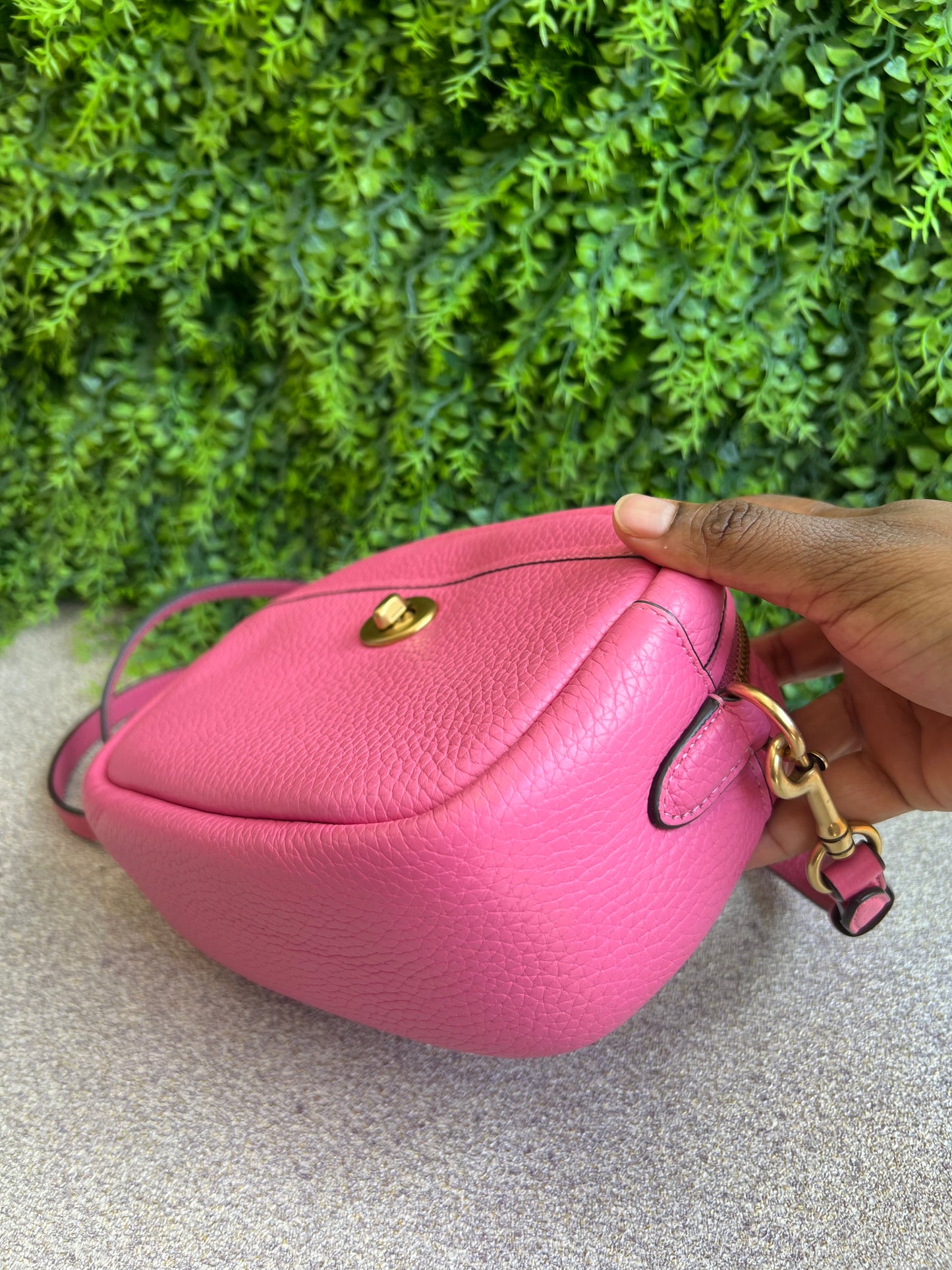 Coach Camera Bag Rosa
